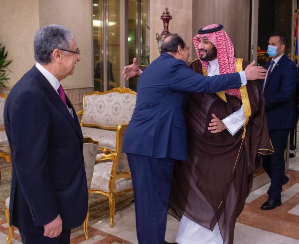 ولي العهد يصل العاصمة المصرية القاهرة