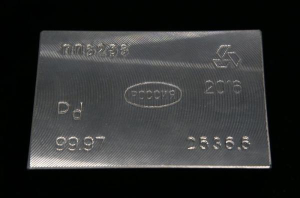 سويسرا.. ارتفاع صادرات معدن البلاديوم بنسبة 305%