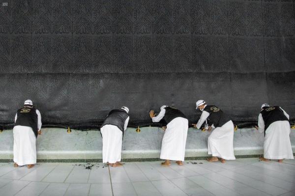 استبدال كسوة الكعبة المشرفة - واس