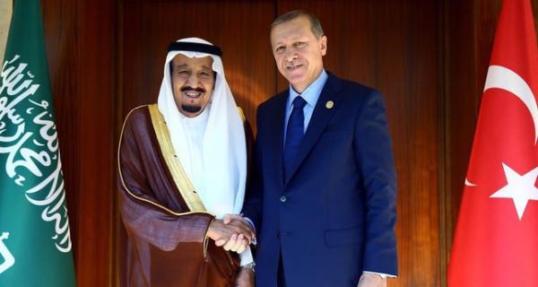 خادم الحرمين الشريفين مع الرئيس التركي