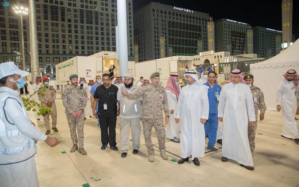 وزير الصحة يطلع على سير العمل في مرافق المدينة المنورة