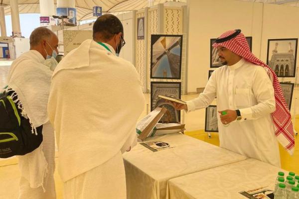 43 ألف هدية للحجيج بمطار الملك عبدالعزيز
