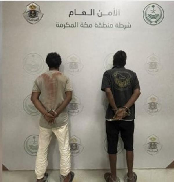 ضبط مواطنين بجدة لسرقتهما كيابل كهربائية مـن استراحات ومنازل