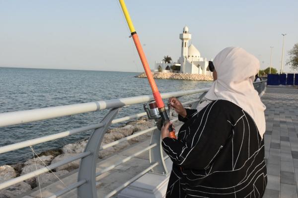 لأول مرة.. 21 فتاة تمتهن «الصيد»