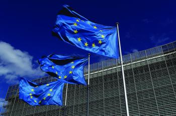 قواعد أوروبية جديدة لكبح جماح عمالقة التكنولوجيا
