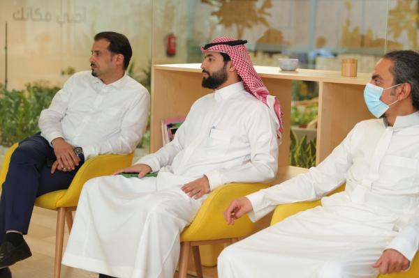 تطبيق مستعمل يحتفل بـ1,000,000 مسجل في التطبيق بائع ومشتري