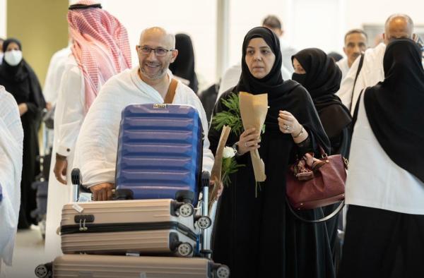 بالصور.. استقبال 185 حاجاً من ضيوف «خادم الحرمين»