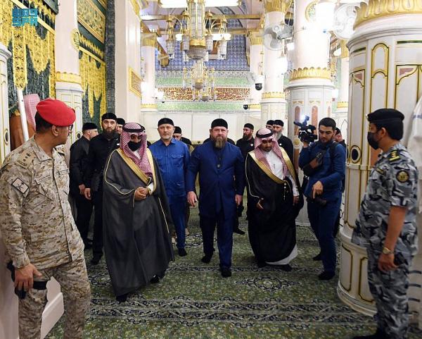 الرئيس الشيشاني يزور المسجد النبوي