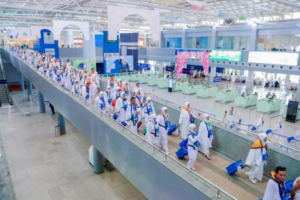 مطار الملك عبد العزيز يعلن اكتمال قدوم الحجاج وسط جاهزية عالية