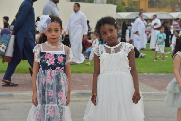فرحة العيد ترسم البهجة على وجوه الأطفال بالشرقية