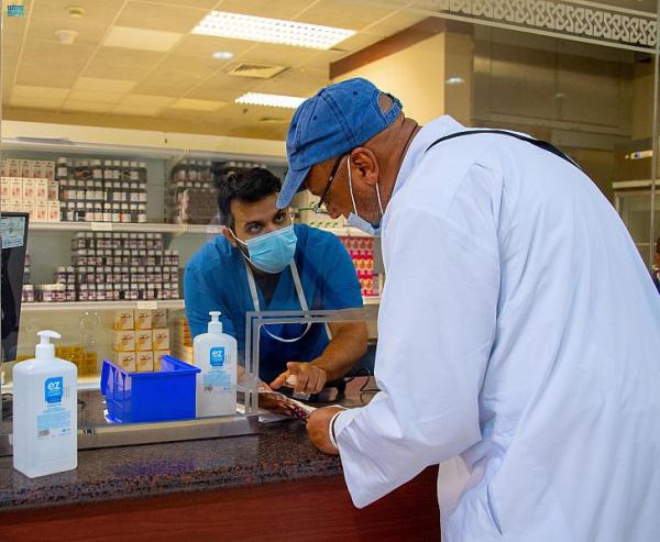 الممرضون السعوديون: سعادتنا كبيرة بخدمة ضيوف الرحمن