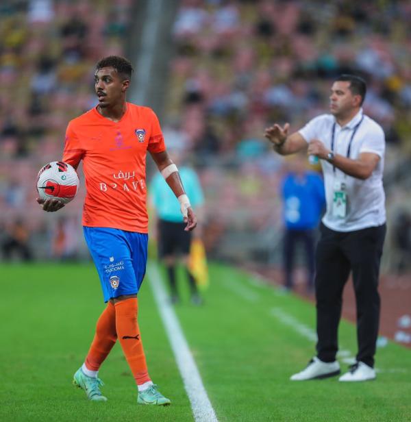 الاتحاد يكثف جهوده لضم بامسعود