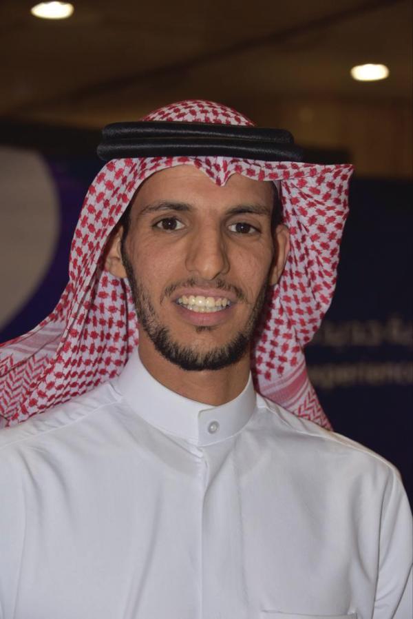 طلائع الحجيج تصل إلى الدمام..ضيوف الرحمن لـ «اليوم»: خدمات هائلة بمجالات الصحة والنقل والتفويج