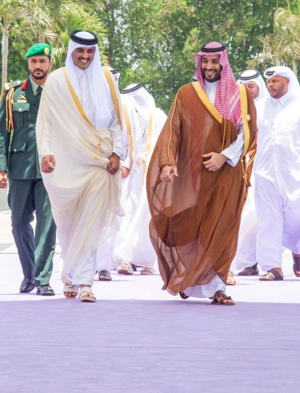 عاجل: ولي العهد يستقبل أمير قطر في جدة