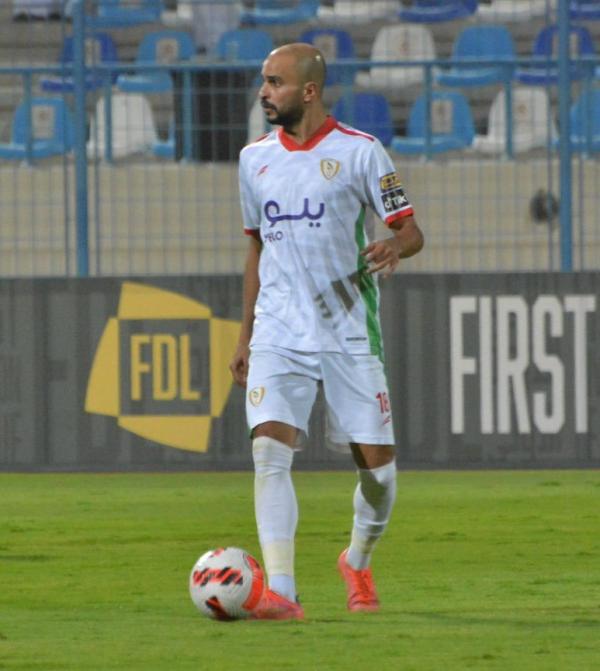الوحدة يدعم دفاعه بالهاجري