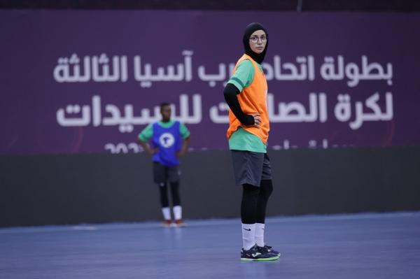 سيدات الصالات.. طموح بحاجة للخبرة