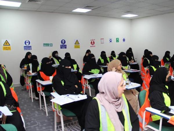 تأهيل 50 متدربا ومتدربة لـ«الصحة المهنية»