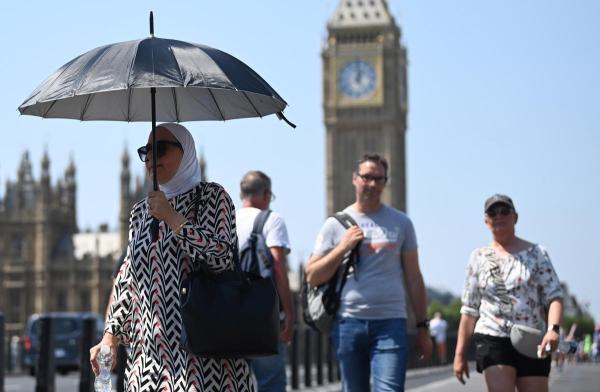 موت وحرائق.. أوروبا تدفع ثمنا غاليا جراء الموجة الحارة