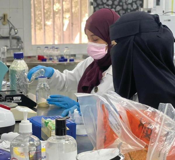 الأحساء.. تأهيل 18 طالبة جامعية على «سلامة الغذاء»