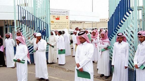 6 هيئات ووزارات تعلن عن وظائف شاغرة.. الشروط وطرق التقديم