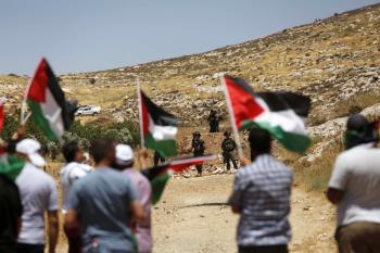 الخارجية الفلسطينية تحذر من التعامل مع جرائم الاحتلال كأمور عادية