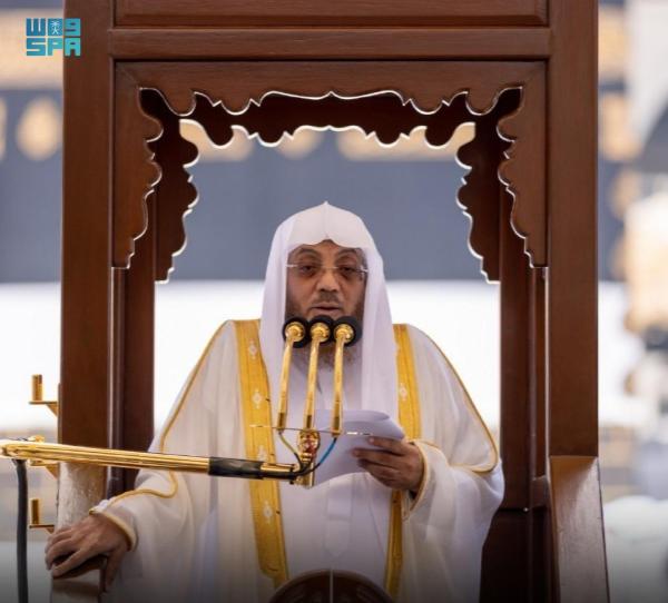 إمام الحرم المكي: اتباع وصايا القرآن نهج أولي الألباب