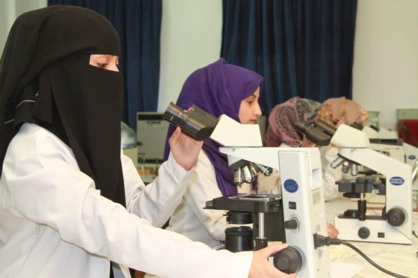 التخصصات المهنية..الحل الأمثل لبناء كوادر مؤهلة لسوق العمل