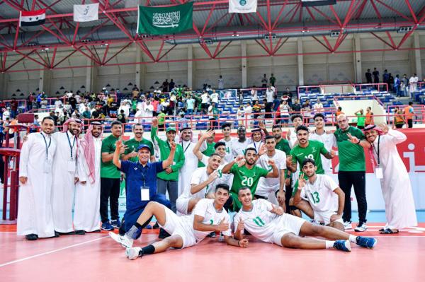 «الصقور»تحلق في الصدارة.!