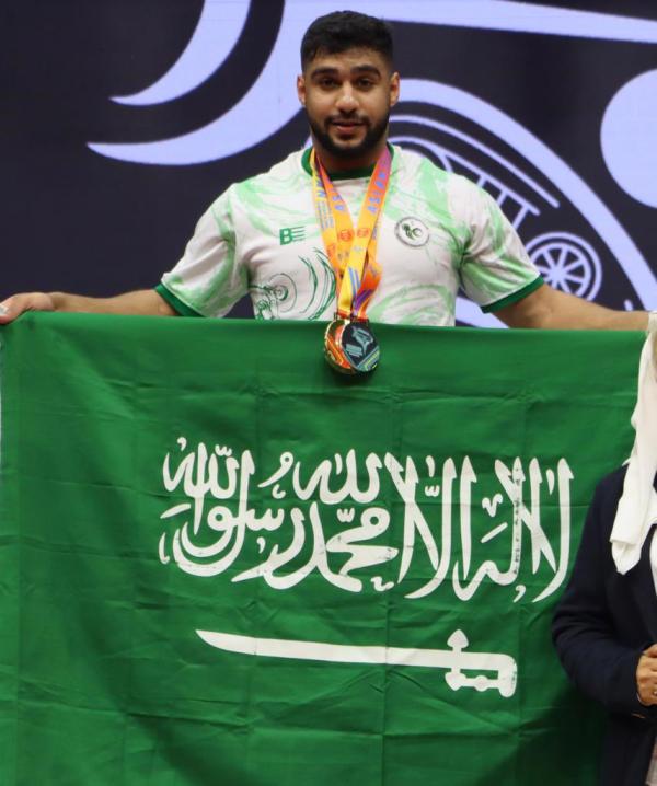 العثمان.. رباع يتحدث ذهبا وفضة.!