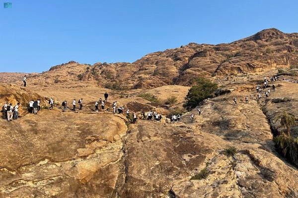 جبال عسير.. وجهة الباحثين عن متعة المغامرة