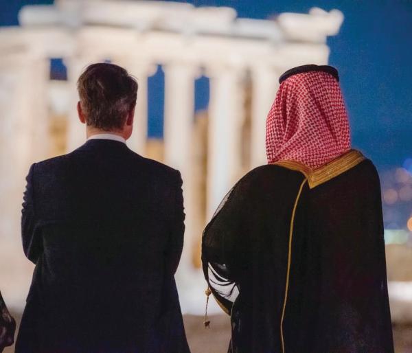 ولي العهد يزور منطقة الأكروبوليس الأثرية بأثينا