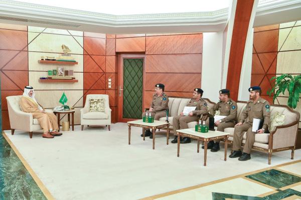 أمير الشرقية: جهود رجال الدفاع المدني أسهمت في نجاح موسم الحج