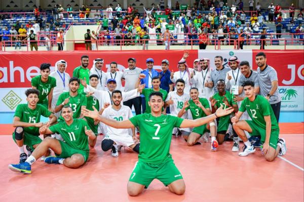 «عشاق الصقور.. صناع السرور»