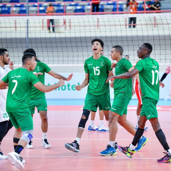 جماهير الأخضر سندنا أمام العراق