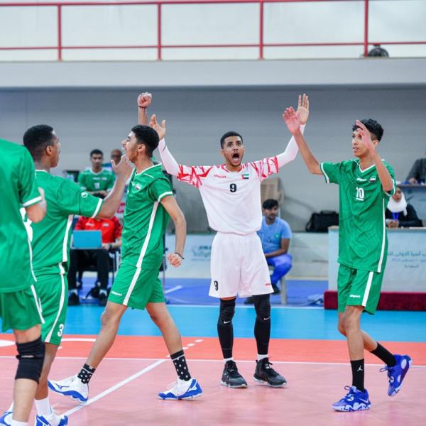 طائرة الأخضر.. خطوة على الذهب