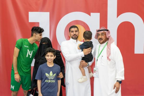 24 فريقا بـ«أندية غرب آسيا»