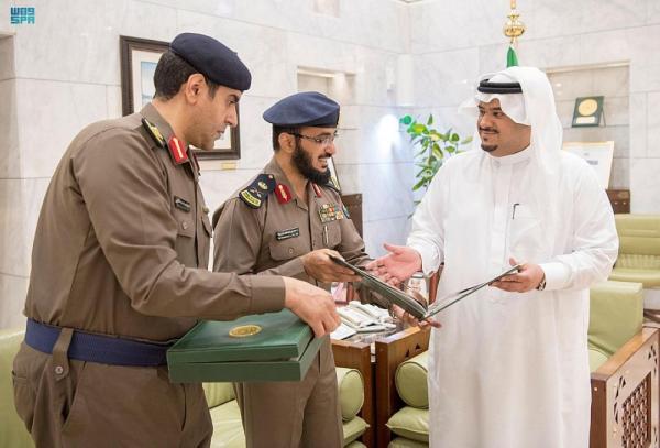 أمير الرياض بالإنابة يتسلم التقرير السنوي لـ «الدفاع المدني»