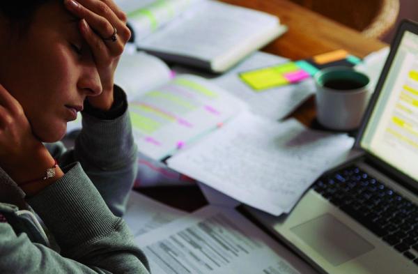 82 % من الأشخاص قد يتعرضون لـ«متلازمة المحتال»