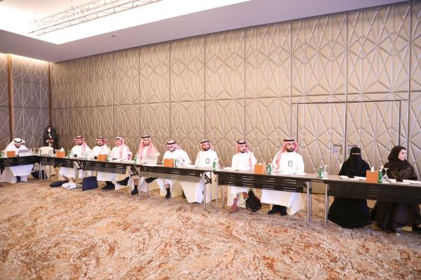 «عقارات الدولة» تناقش أهمية التحول الرقمي