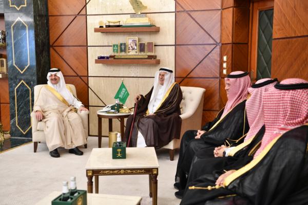 أمير الشرقية يستقبل المدرب خليل الزياني