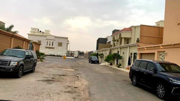 حي «الواحة» بالهفوف.. خدمات متدنية ومشاريع ناقصة