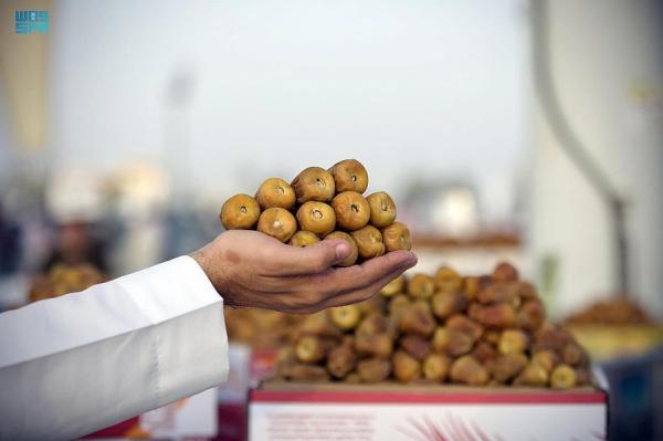 «التاجر الجديد» مبادرة في موسم عنيزة للتمور