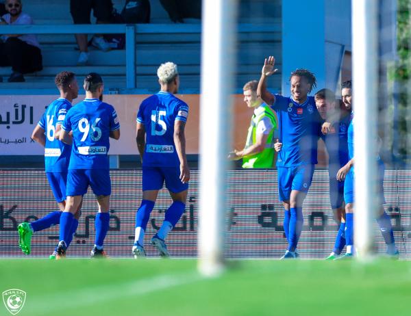 الهلال.. يكسب قمة ألميريا الإسباني