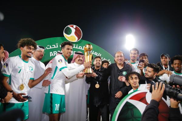 المسحل يهنئ القيادة بفوز الأخضر الشاب بكأس العرب 