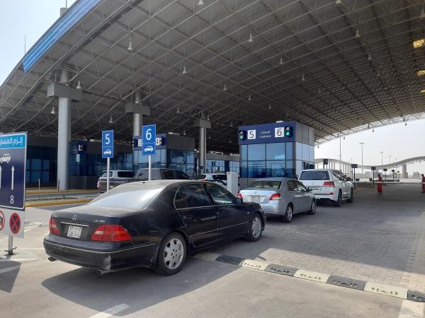 «منفذ سلوى»..خدمات متكاملة لتسهيل حركة المسافرين