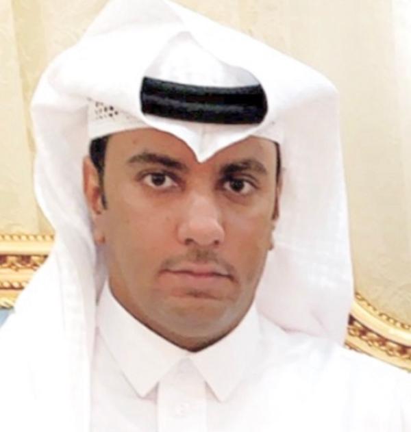 «الحارثي» يتلقى التعازي