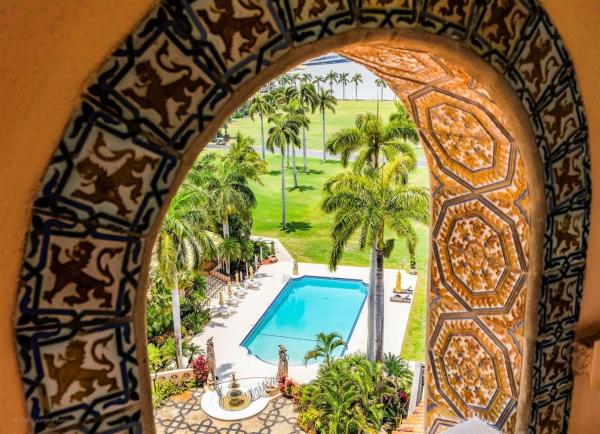 صورة من داخل قصر مارا لاجو - صورة من الموقع الرسمي
