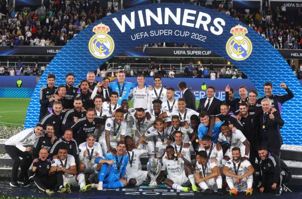 ريال مدريد يضيف السوبر الخامس لسجل إنجازاته الأوروبية
