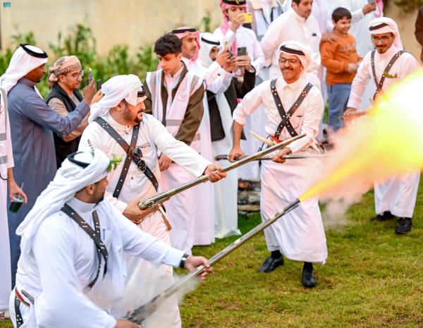 «الأطاولة التراثي».. تجسيد عصري لحياة الآباء والأجداد