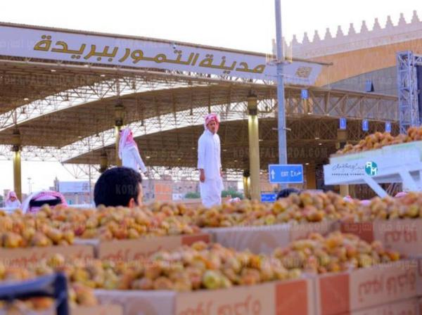 سوق التمور ببريدة يتصدر عمليات البيع والشراء بالأرقام